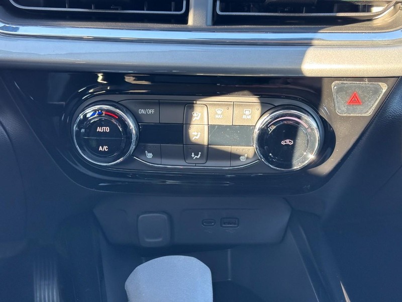 Chevrolet Trax Vehicle Image 10