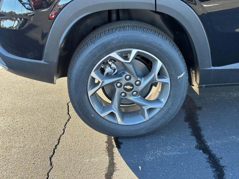 Chevrolet Trax Vehicle Image 05