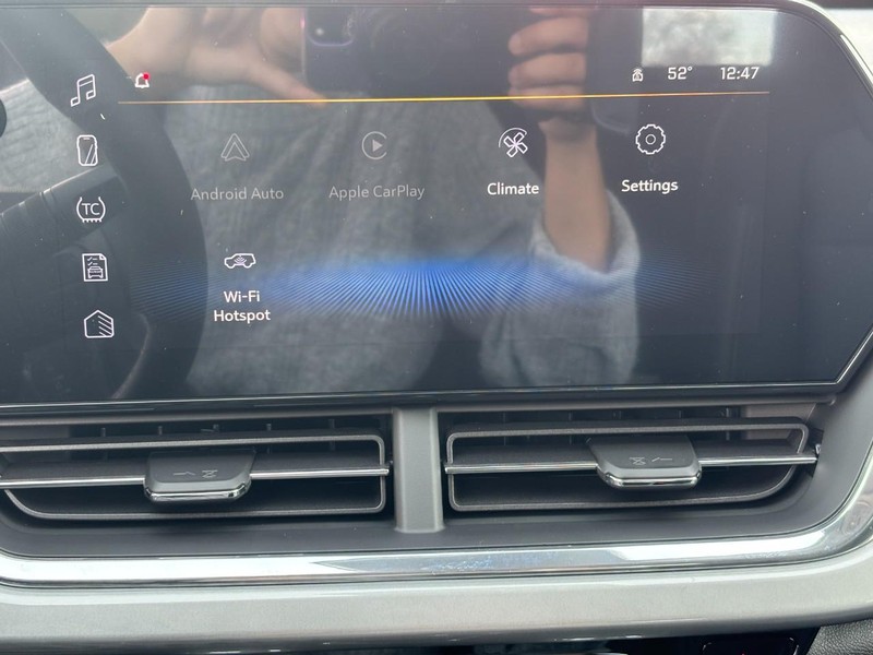 Chevrolet Trax Vehicle Image 16