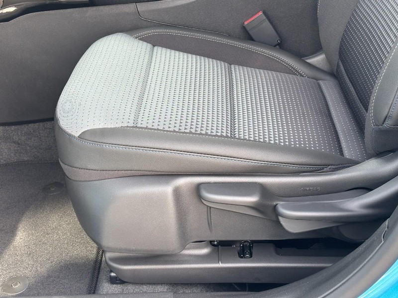 Chevrolet Trax Vehicle Image 21