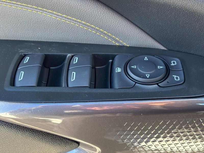 Chevrolet Trax Vehicle Image 19