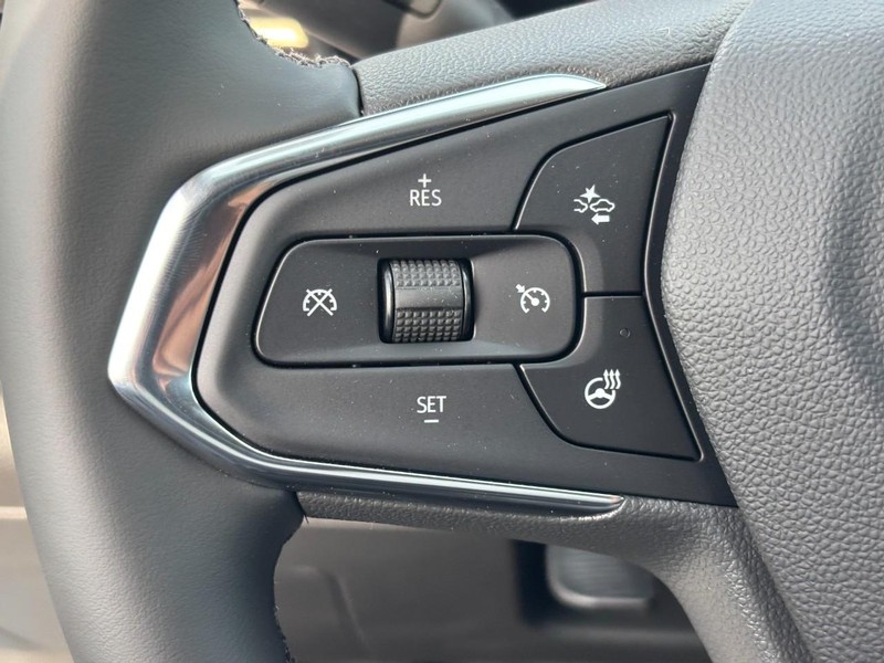 Chevrolet Trax Vehicle Image 13