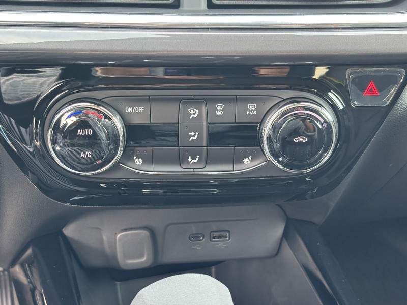 Chevrolet Trax Vehicle Image 18