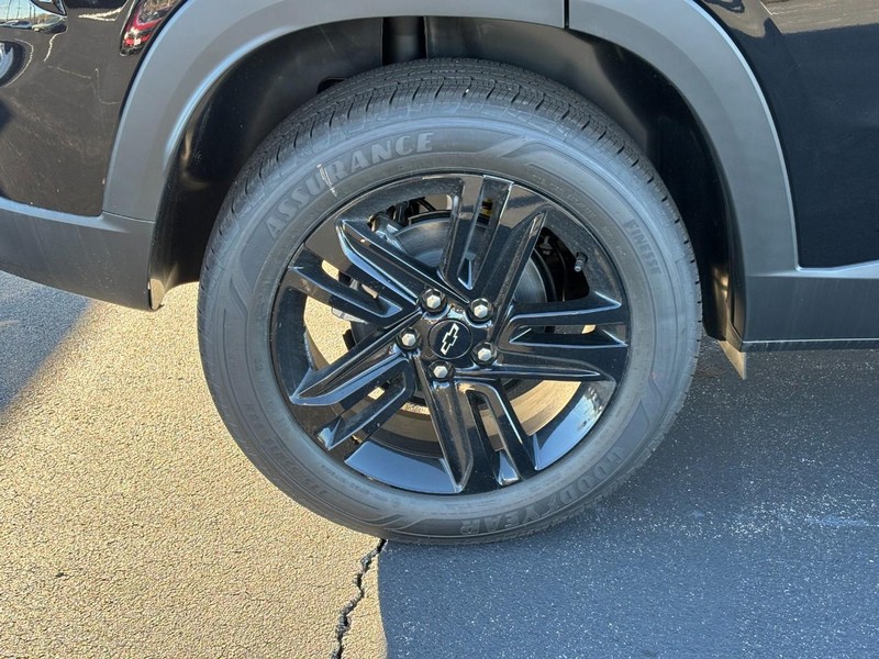 Chevrolet Trax Vehicle Image 05