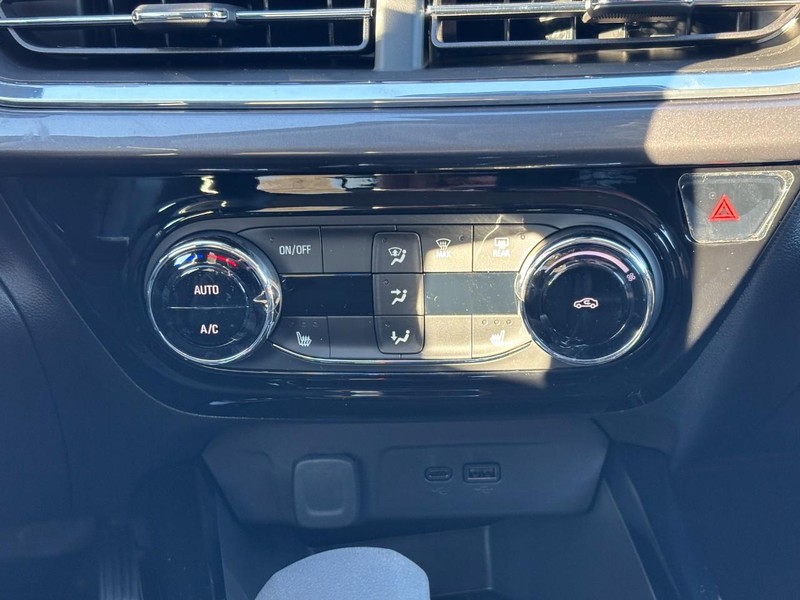 Chevrolet Trax Vehicle Image 10