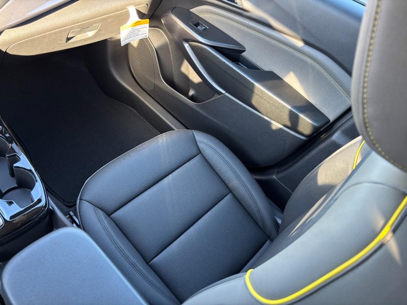 Chevrolet Trax Vehicle Image 11