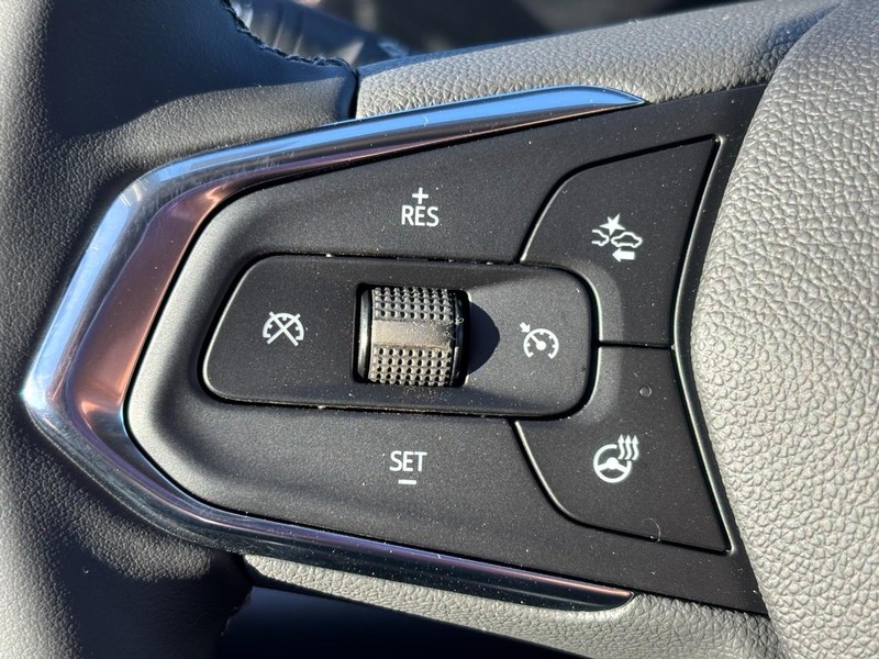 Chevrolet Trax Vehicle Image 13