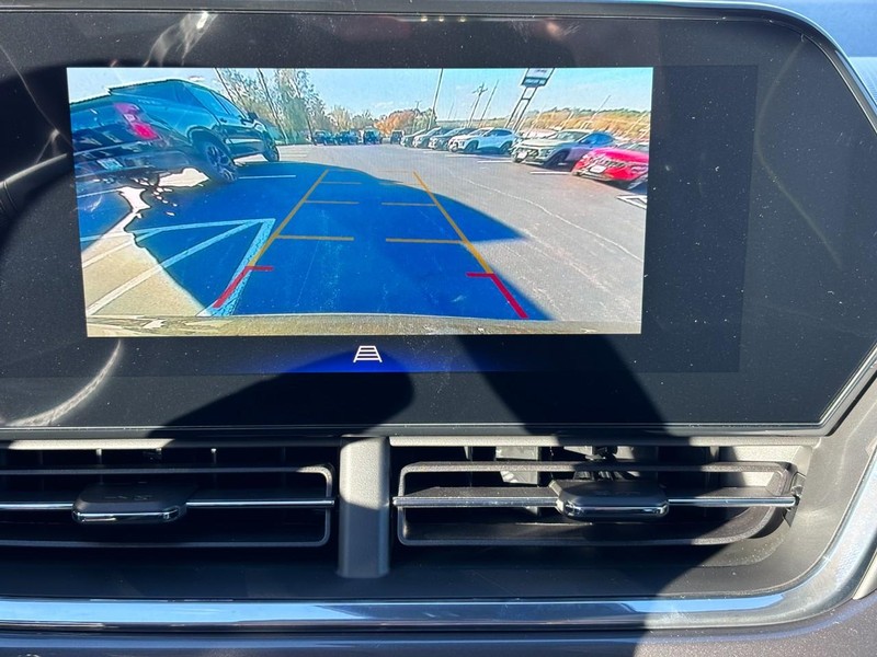 Chevrolet Trax Vehicle Image 17