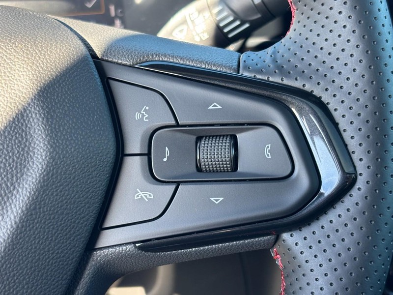 Chevrolet TrailBlazer Vehicle Image 14