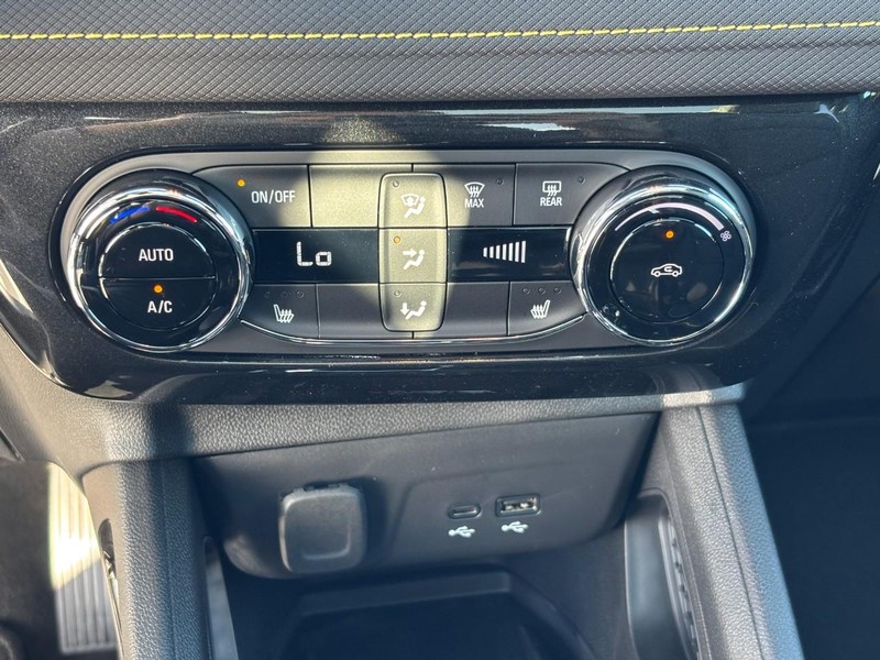 Chevrolet TrailBlazer Vehicle Image 18