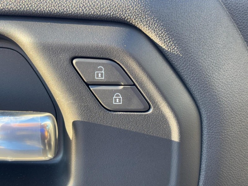 Chevrolet Silverado 1500 Vehicle Image 14