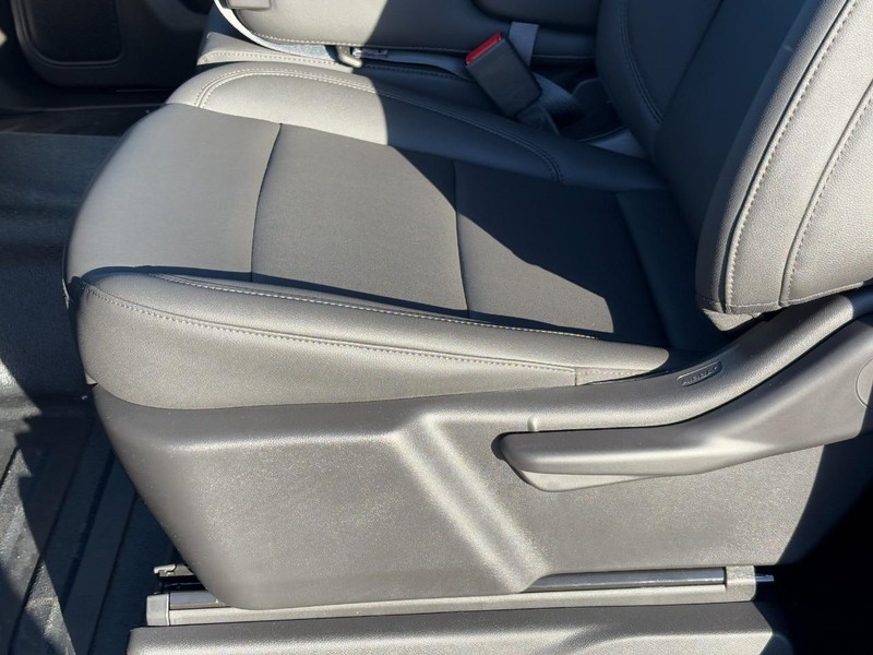 Chevrolet Silverado 1500 Vehicle Image 15