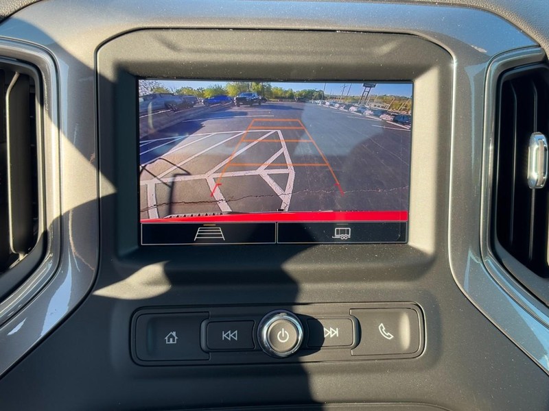 Chevrolet Silverado 1500 Vehicle Image 12