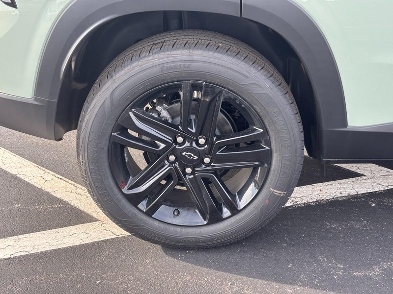 Chevrolet Trax Vehicle Image 05