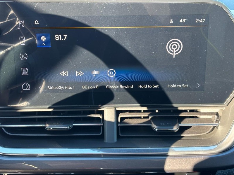 Chevrolet Trax Vehicle Image 15