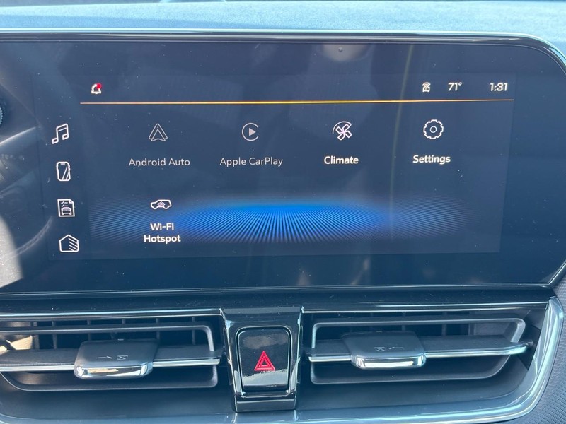 Chevrolet TrailBlazer Vehicle Image 16