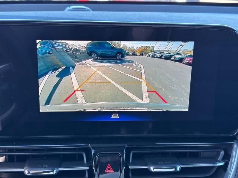 Chevrolet TrailBlazer Vehicle Image 17