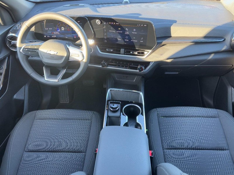 Chevrolet Equinox Vehicle Image 07