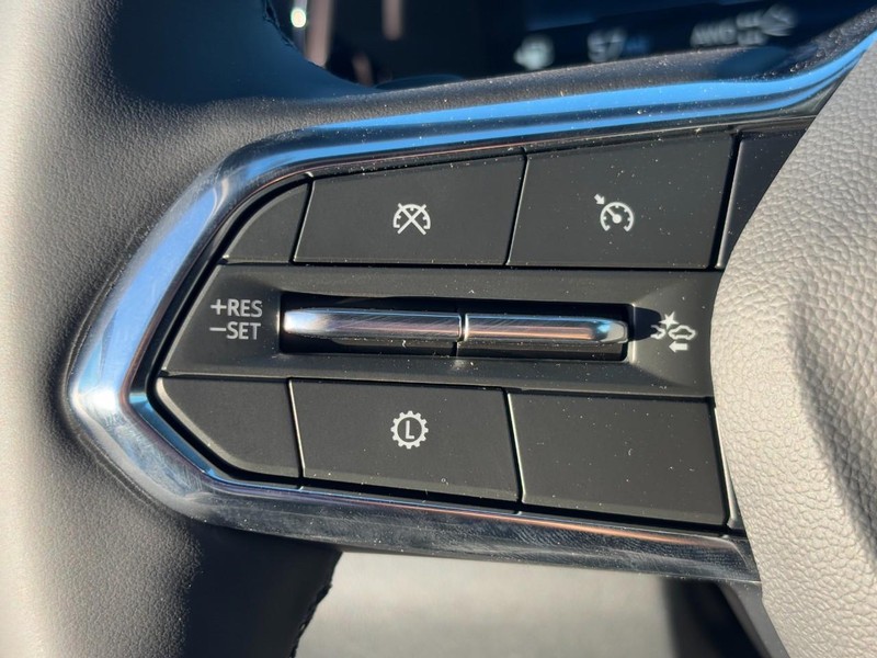 Chevrolet Equinox Vehicle Image 13