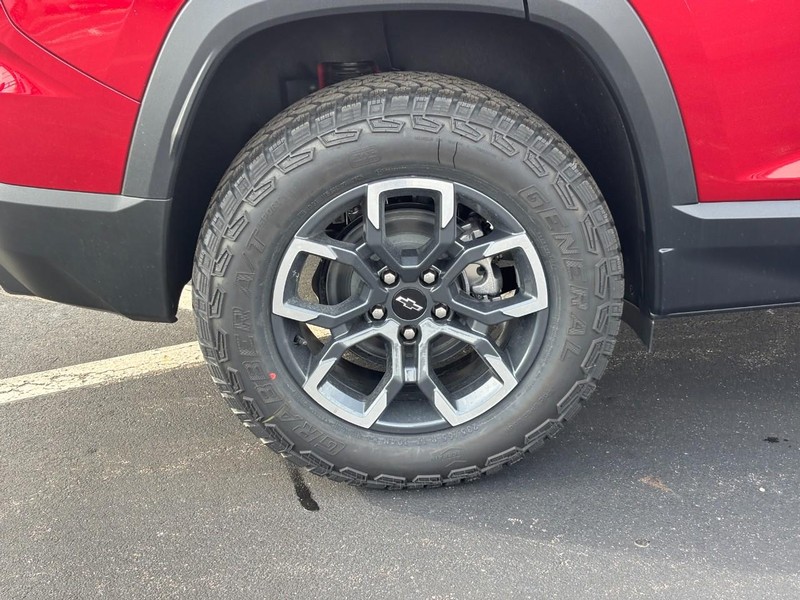 Chevrolet Equinox Vehicle Image 05