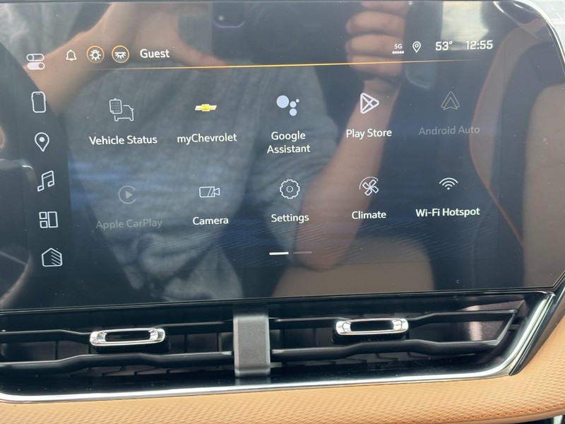 Chevrolet Equinox Vehicle Image 15