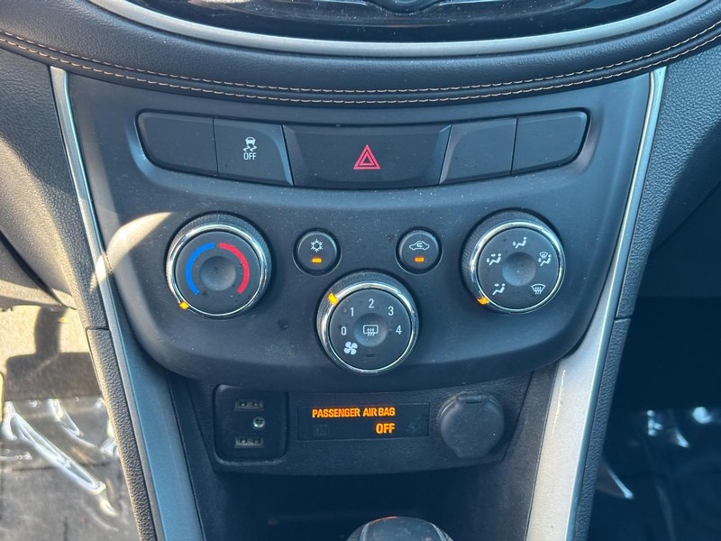 Chevrolet Trax Vehicle Image 21