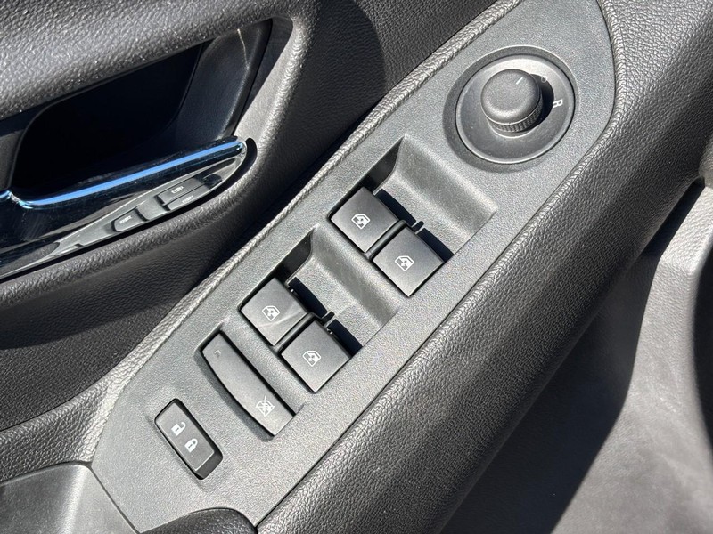 Chevrolet Trax Vehicle Image 22