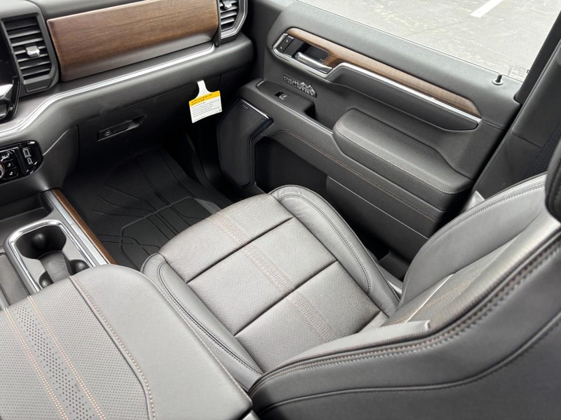 Chevrolet Silverado 1500 Vehicle Image 11