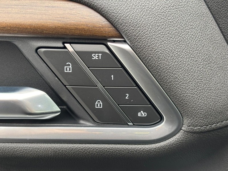 Chevrolet Silverado 1500 Vehicle Image 21