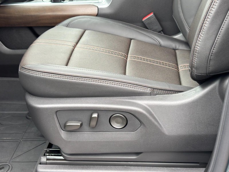 Chevrolet Silverado 1500 Vehicle Image 22