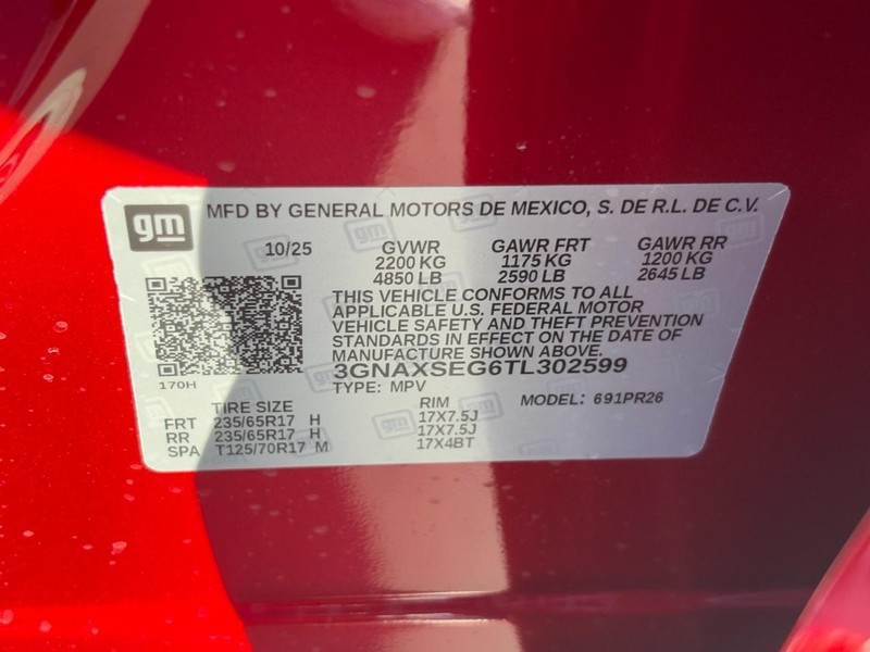 Chevrolet Equinox Vehicle Image 23