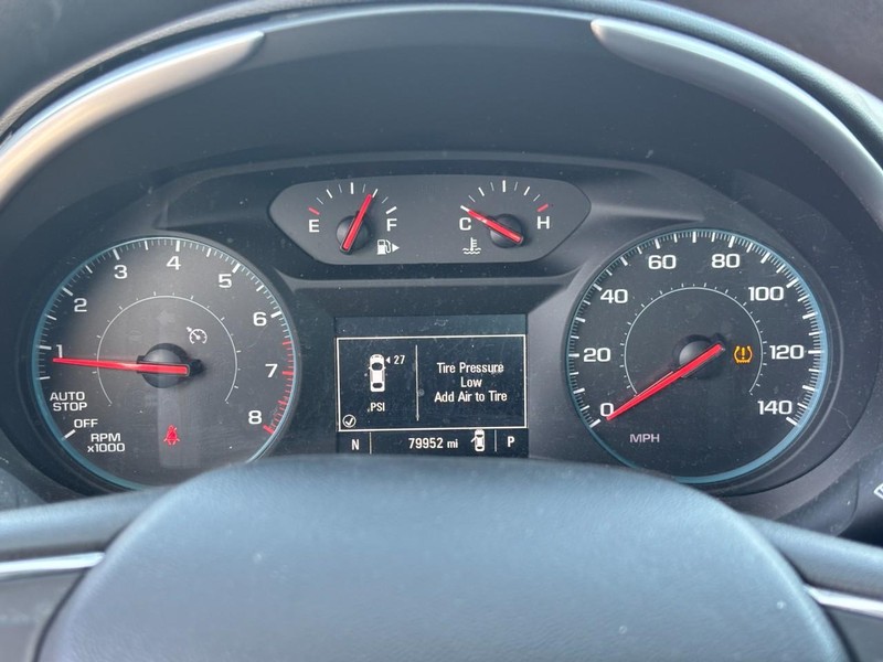 Chevrolet Malibu Vehicle Full-screen Gallery Image 19