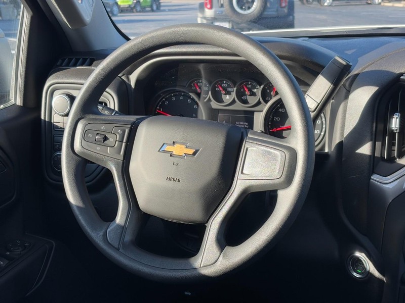 Chevrolet Silverado 1500 Vehicle Image 08