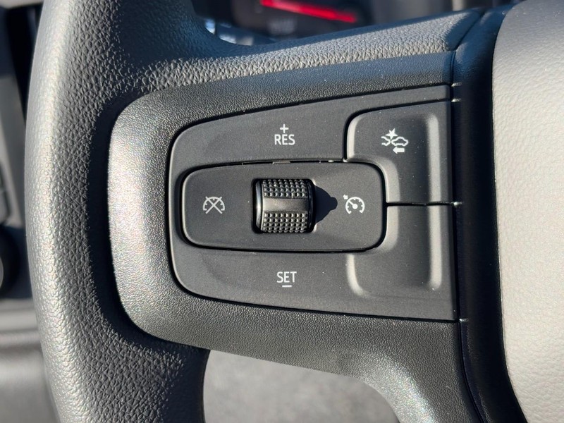 Chevrolet Silverado 1500 Vehicle Image 13