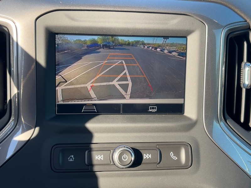 Chevrolet Silverado 1500 Vehicle Image 16