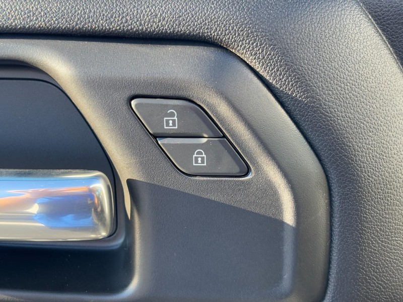 Chevrolet Silverado 1500 Vehicle Image 19