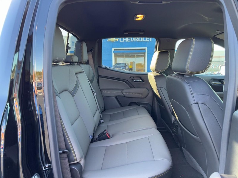 Chevrolet Colorado Vehicle Image 06