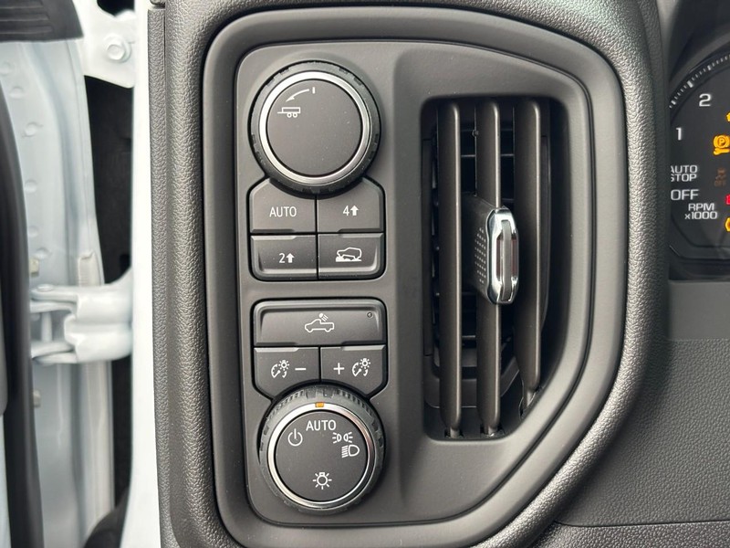 Chevrolet Silverado 1500 Vehicle Image 07