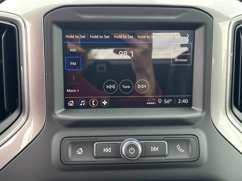 Chevrolet Silverado 1500 Vehicle Image 10