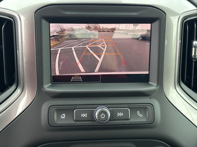 Chevrolet Silverado 1500 Vehicle Image 11