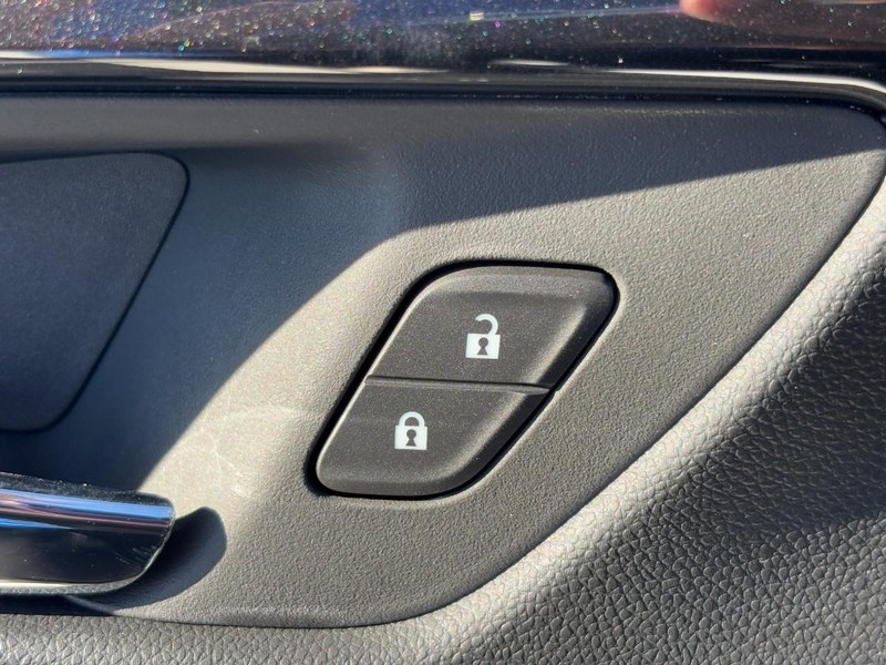 Chevrolet TrailBlazer Vehicle Image 20