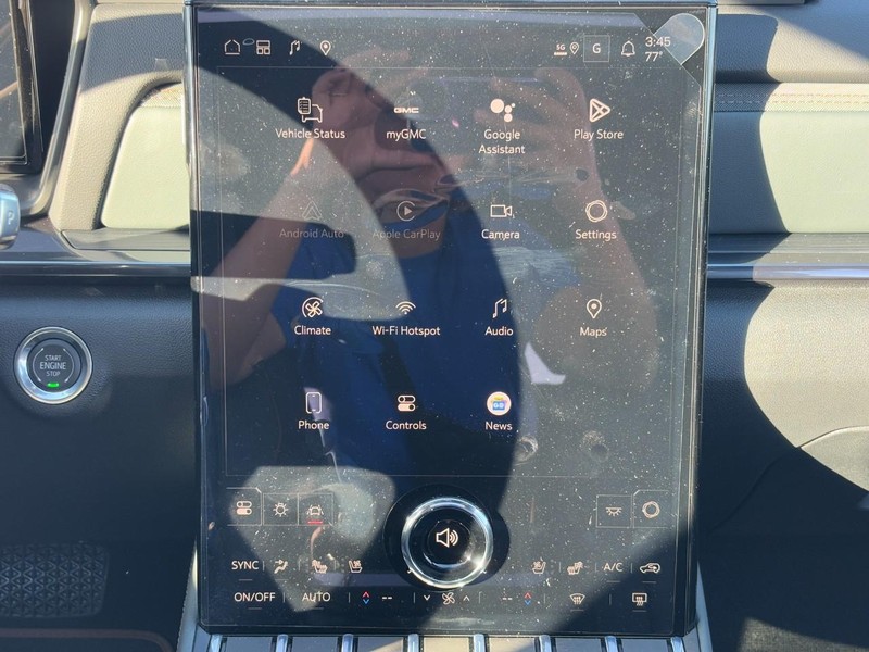 GMC Terrain Vehicle Image 09