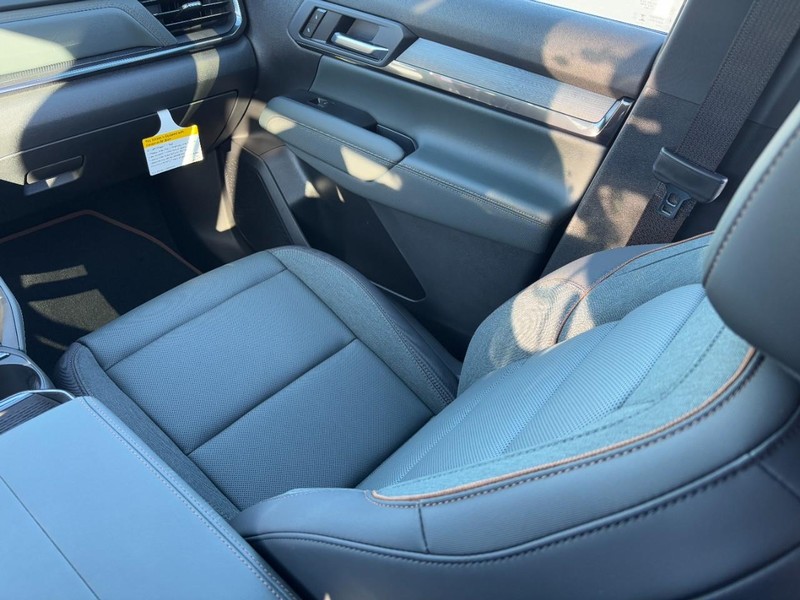 GMC Terrain Vehicle Image 10