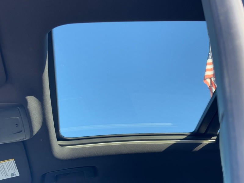 GMC Terrain Vehicle Image 21