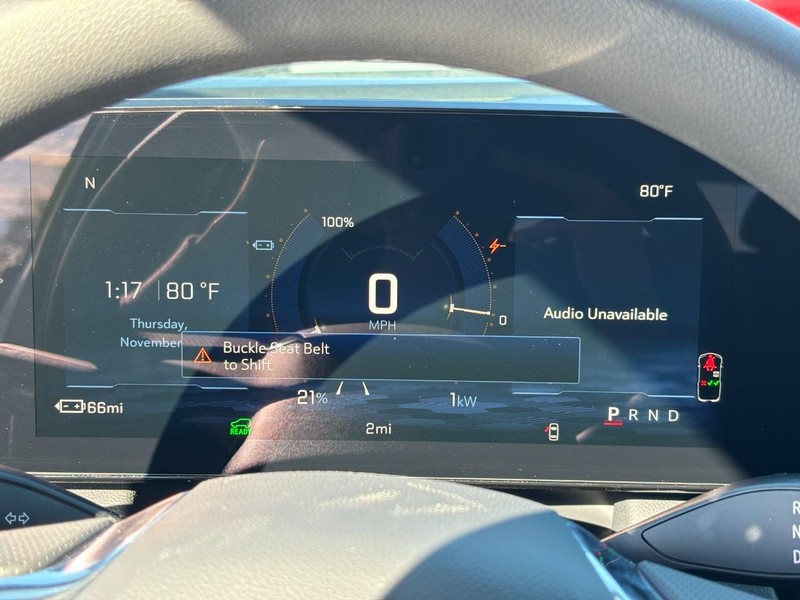 Chevrolet Equinox EV Vehicle Image 15