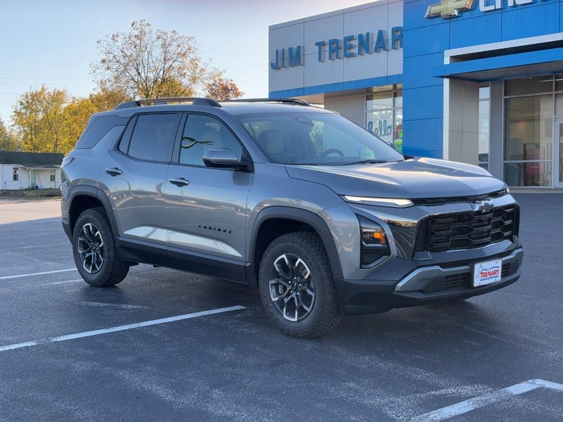 Chevrolet Equinox Vehicle Image 02