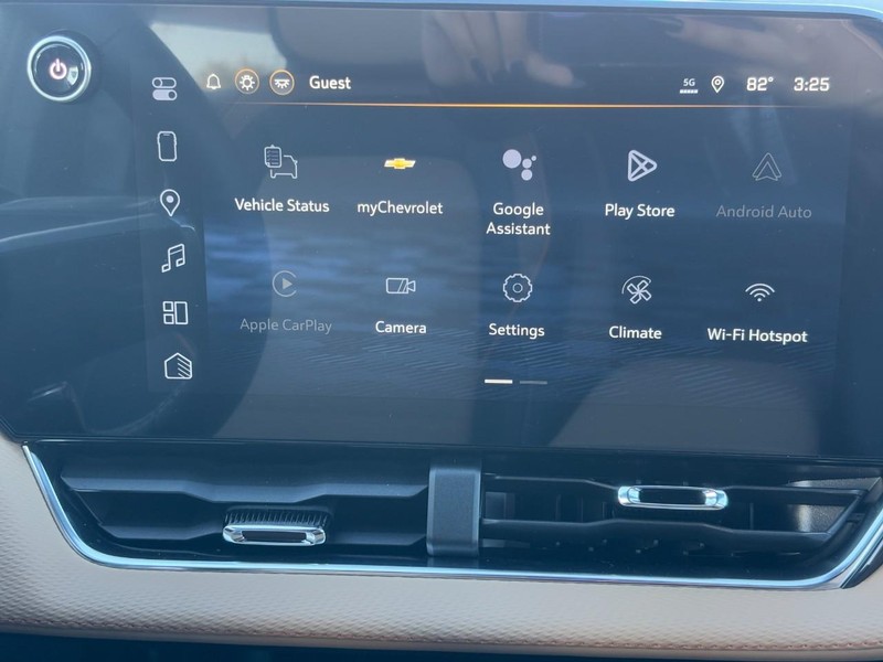 Chevrolet Equinox Vehicle Image 09