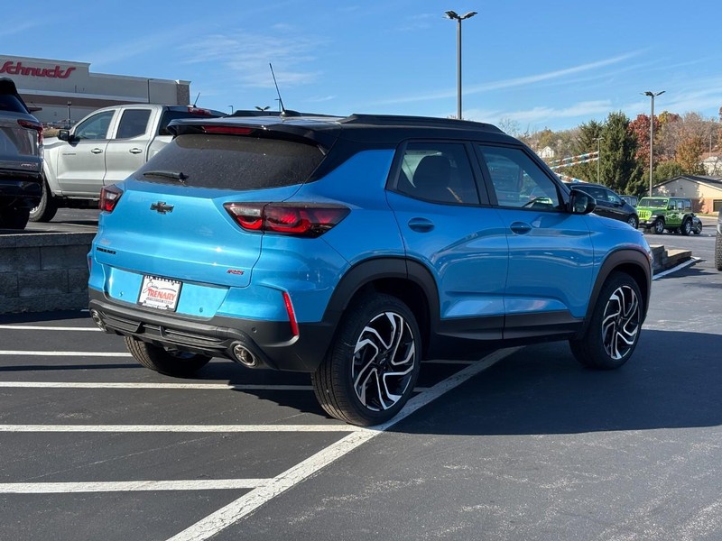 Chevrolet TrailBlazer Vehicle Image 04