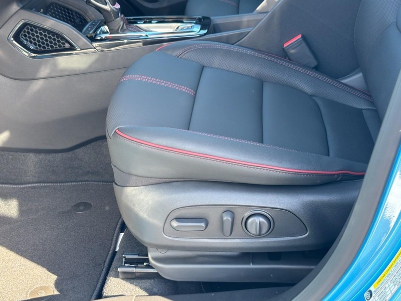 Chevrolet TrailBlazer Vehicle Image 21