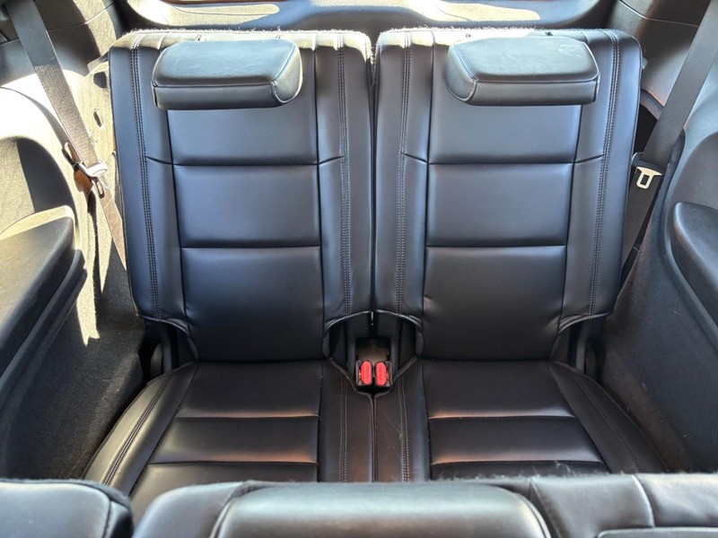 Dodge Durango Vehicle Image 11